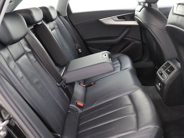 Used Audi A4 Avant 2018 for sale - 76235808: Photo 17