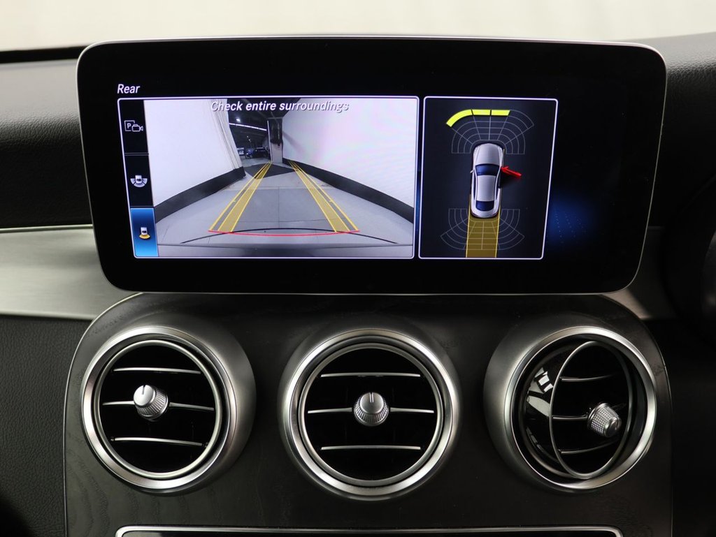 Used Mercedes-Benz C Class 2020 for sale - 76106191: Photo 15