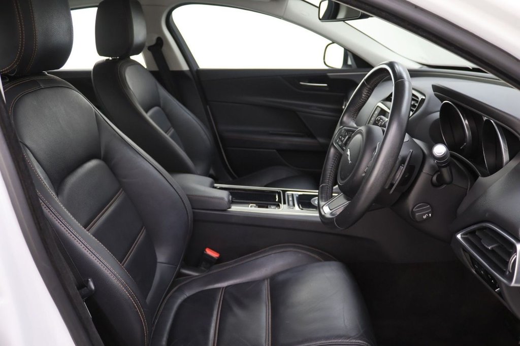 Used Jaguar XE 2018 for sale - 77666764: Photo 12