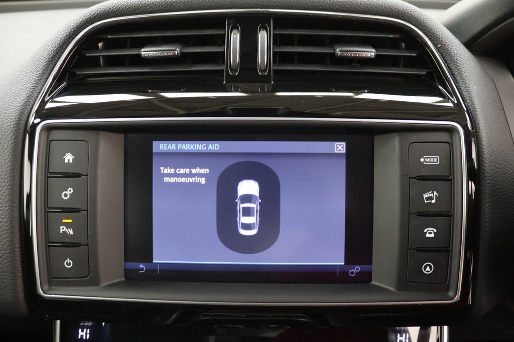 Used Jaguar XE 2018 for sale - 77666764: Photo 15