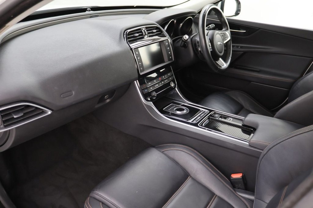 Used Jaguar XE 2018 for sale - 77666764: Photo 24