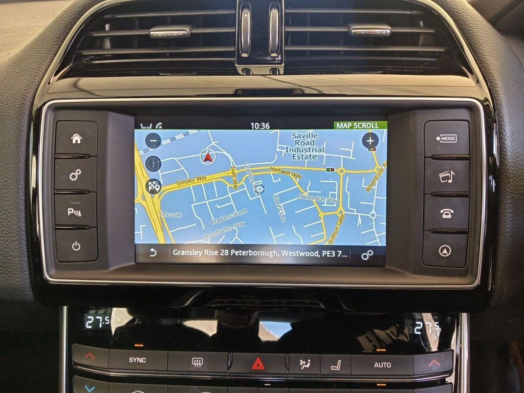 Used Jaguar XE 2018 for sale - 77666764: Photo 8