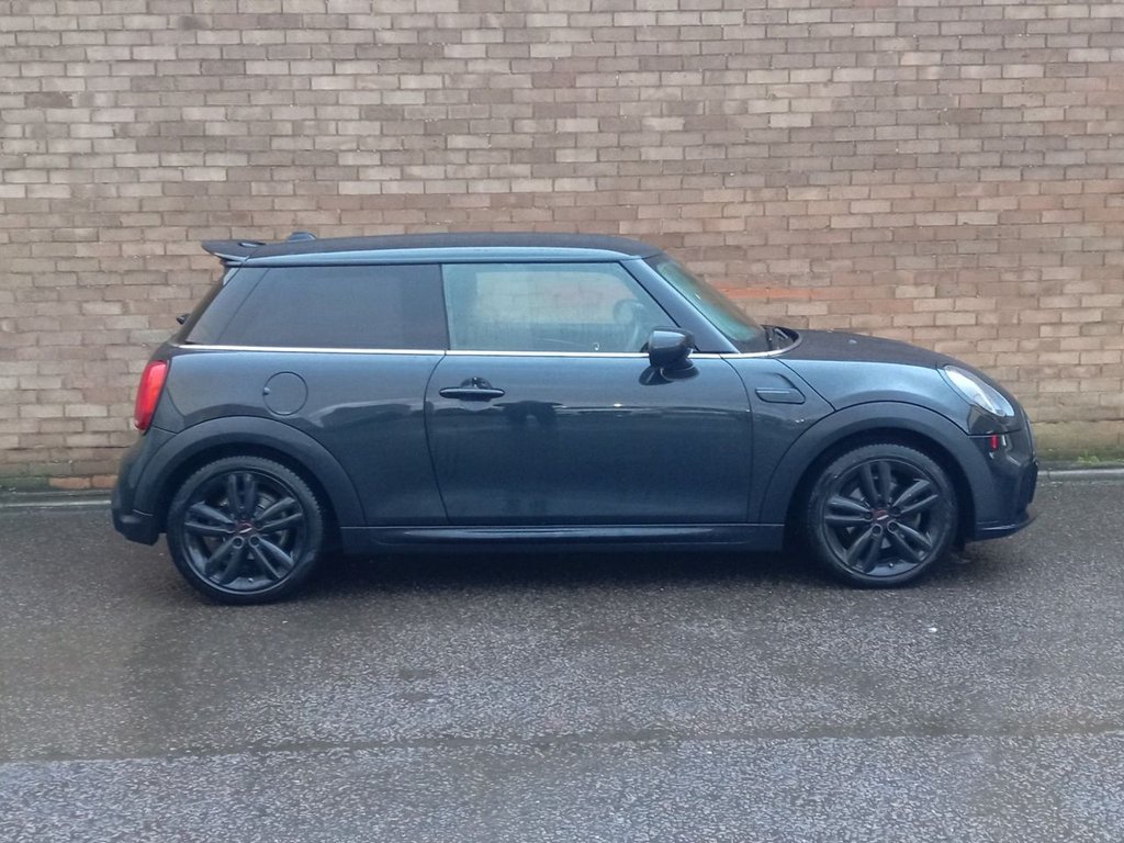 Used MINI Hatch 2023 for sale - 77647966: Photo 2