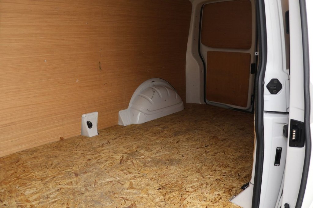 Used Volkswagen Transporter 2021 for sale - 77631624: Photo 20