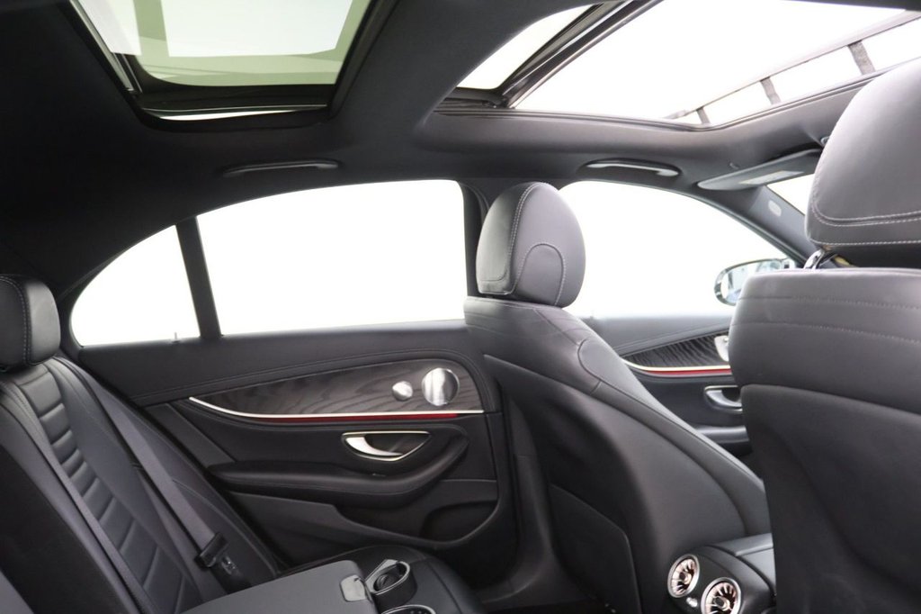 Used Mercedes-Benz E Class 2019 for sale - 76841018: Photo 2