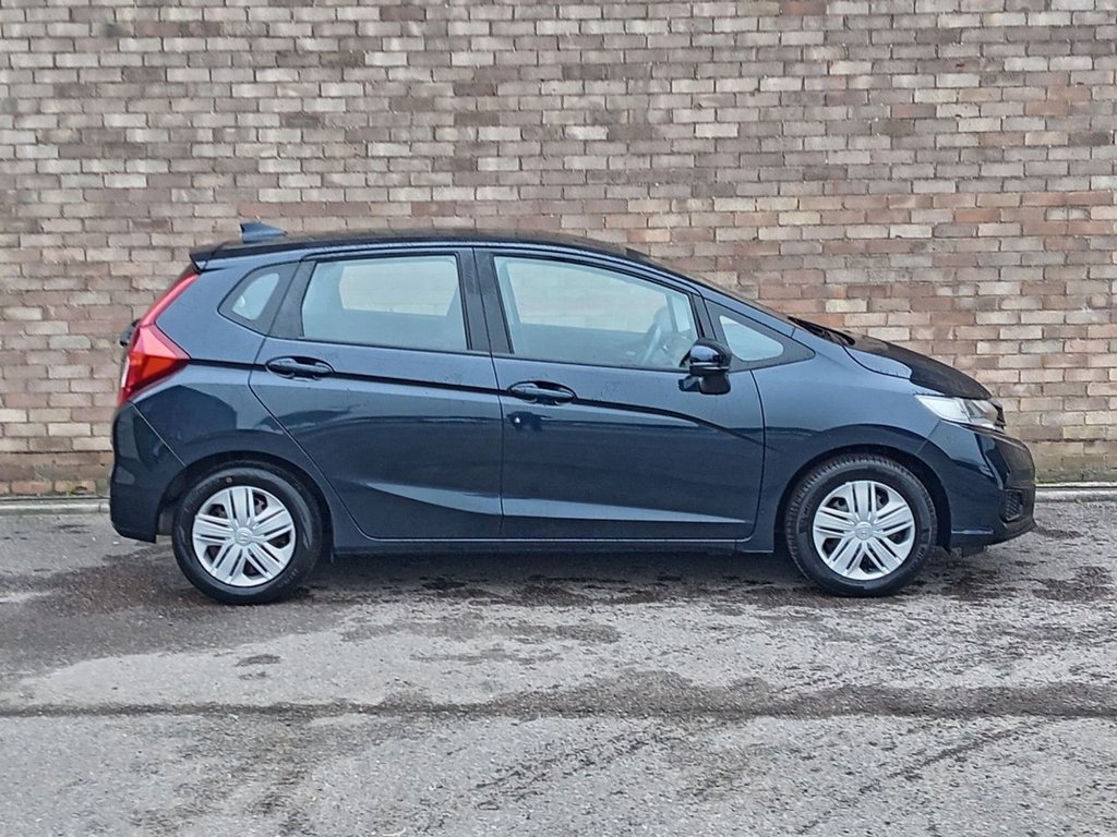 Used Honda Jazz 2019 for sale - 77792447: Photo 2
