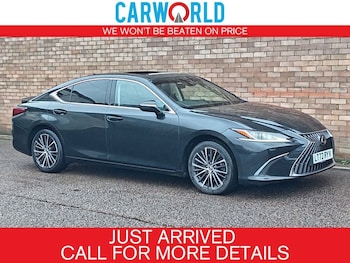 2022 (72) - 2.5 300h Saloon 4dr Petrol Hybrid E-CVT Euro 6 (s/s) (218 ps)