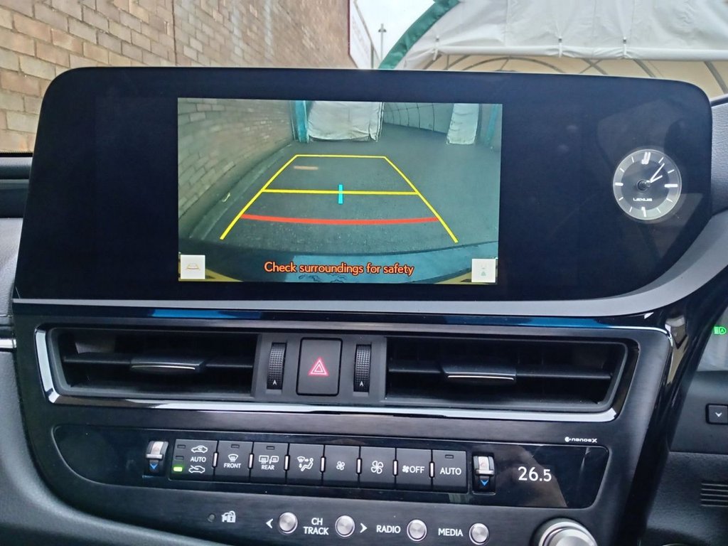 Used Lexus ES 2022 for sale - 76768206: Photo 2