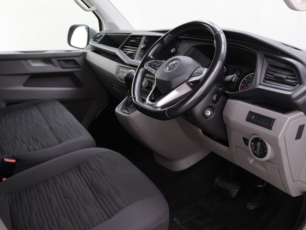 Used Volkswagen Transporter Shuttle 2020 for sale - 76520694: Photo 10