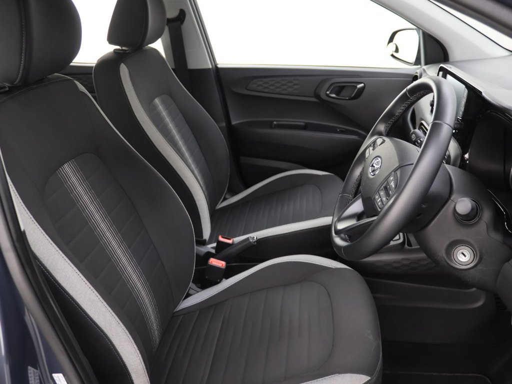 Used Hyundai i10 2021 for sale - 76542176: Photo 12