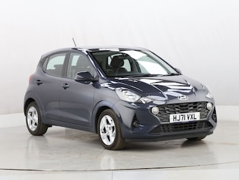 Used Hyundai i10 2021 for sale - 76542176: Photo
