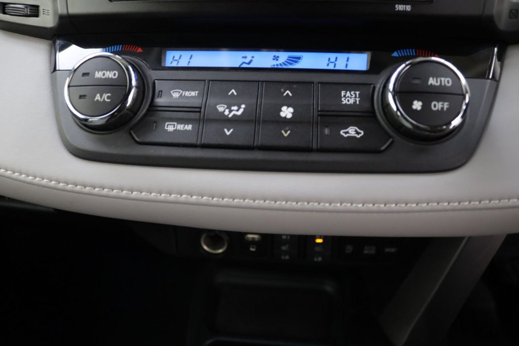 Used Toyota RAV4 2017 for sale - 77121283: Photo 16