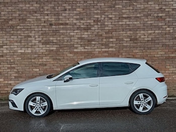 Used SEAT Leon 2018 for sale - 77394800: Photo