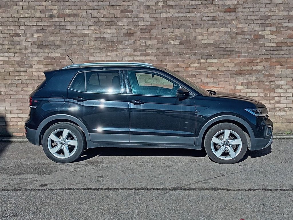 Used Volkswagen T-Cross 2023 for sale - 77571805: Photo 2