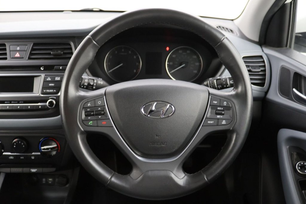 Used Hyundai i20 2016 for sale - 76570021: Photo 17