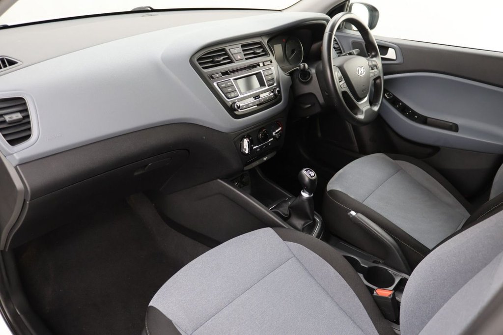 Used Hyundai i20 2016 for sale - 76570021: Photo 22