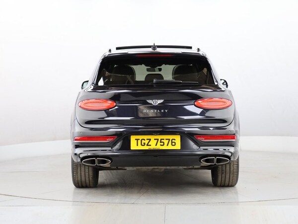 Used Bentley Bentayga 2021 for sale - 76210224: Photo 11