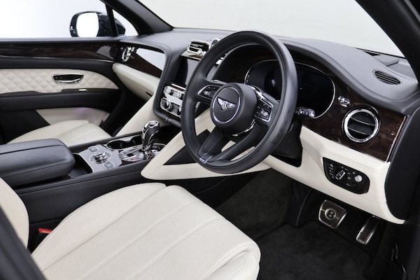 Used Bentley Bentayga 2021 for sale - 76210224: Photo 12