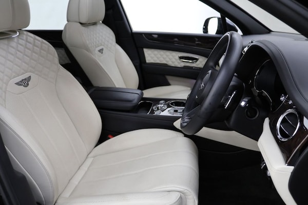 Used Bentley Bentayga 2021 for sale - 76210224: Photo 14