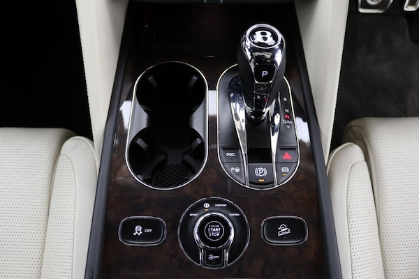 Used Bentley Bentayga 2021 for sale - 76210224: Photo 19