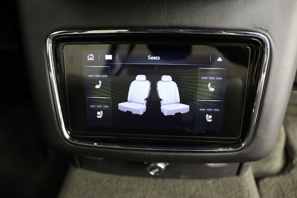 Used Bentley Bentayga 2021 for sale - 76210224: Photo 24