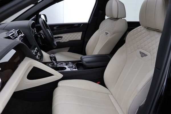 Used Bentley Bentayga 2021 for sale - 76210224: Photo 29