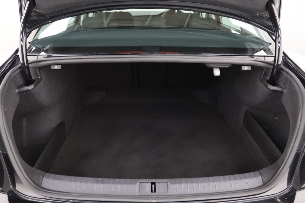 Used Volkswagen Passat 2019 for sale - 77250039: Photo 24