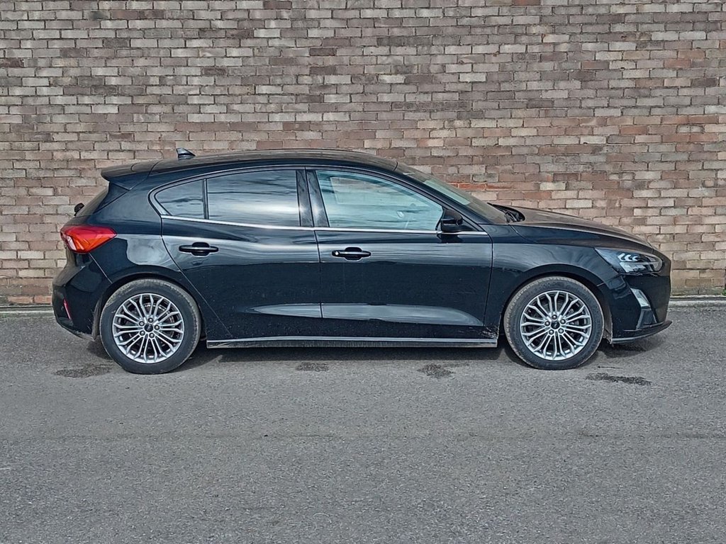 Used Ford Focus 2020 for sale - 77748301: Photo 2