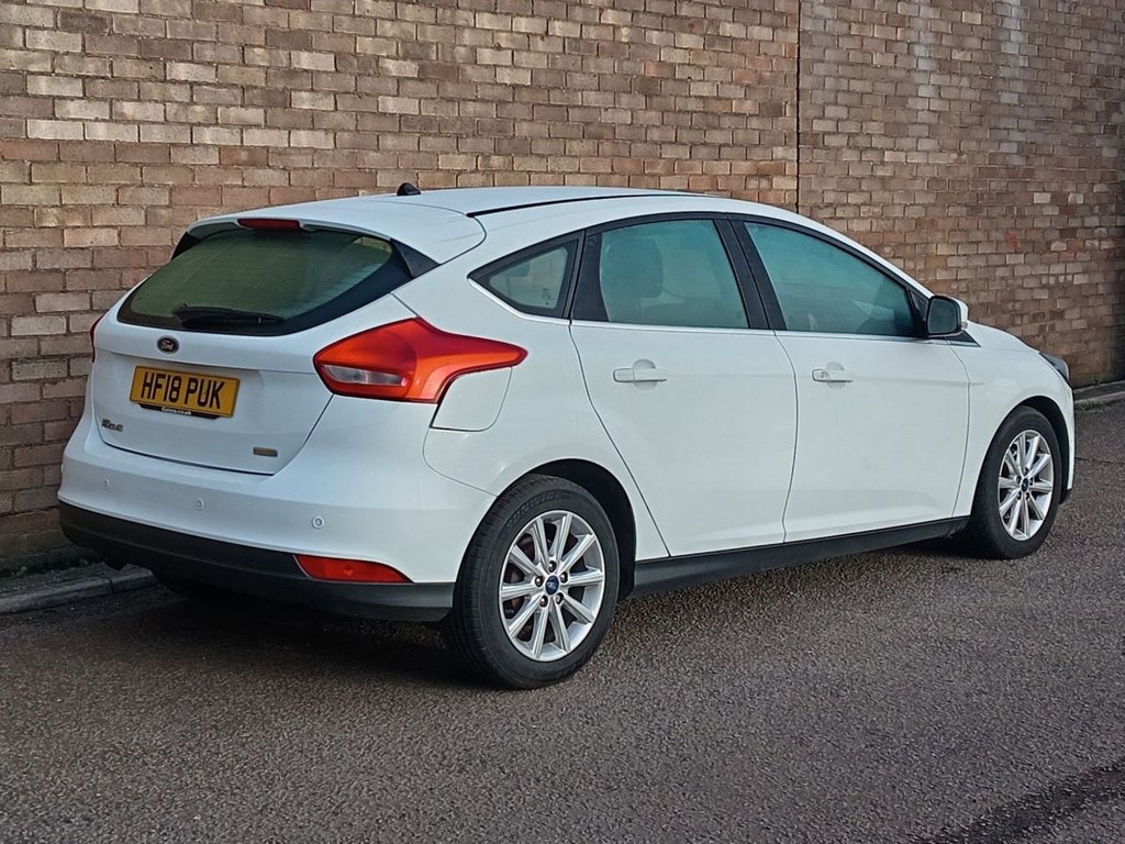 Used Ford Focus 2018 for sale - 76820663: Photo 3