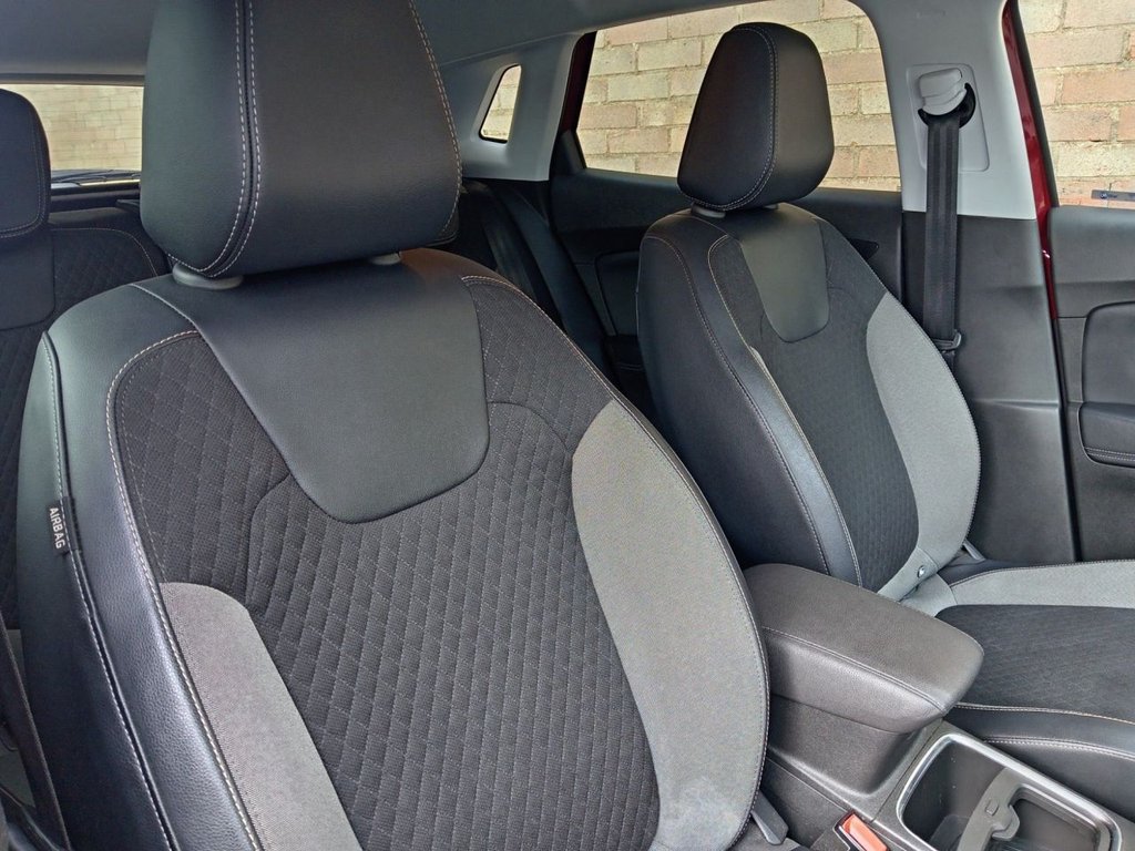 Used Vauxhall Grandland X 2018 for sale - 77966855: Photo 3