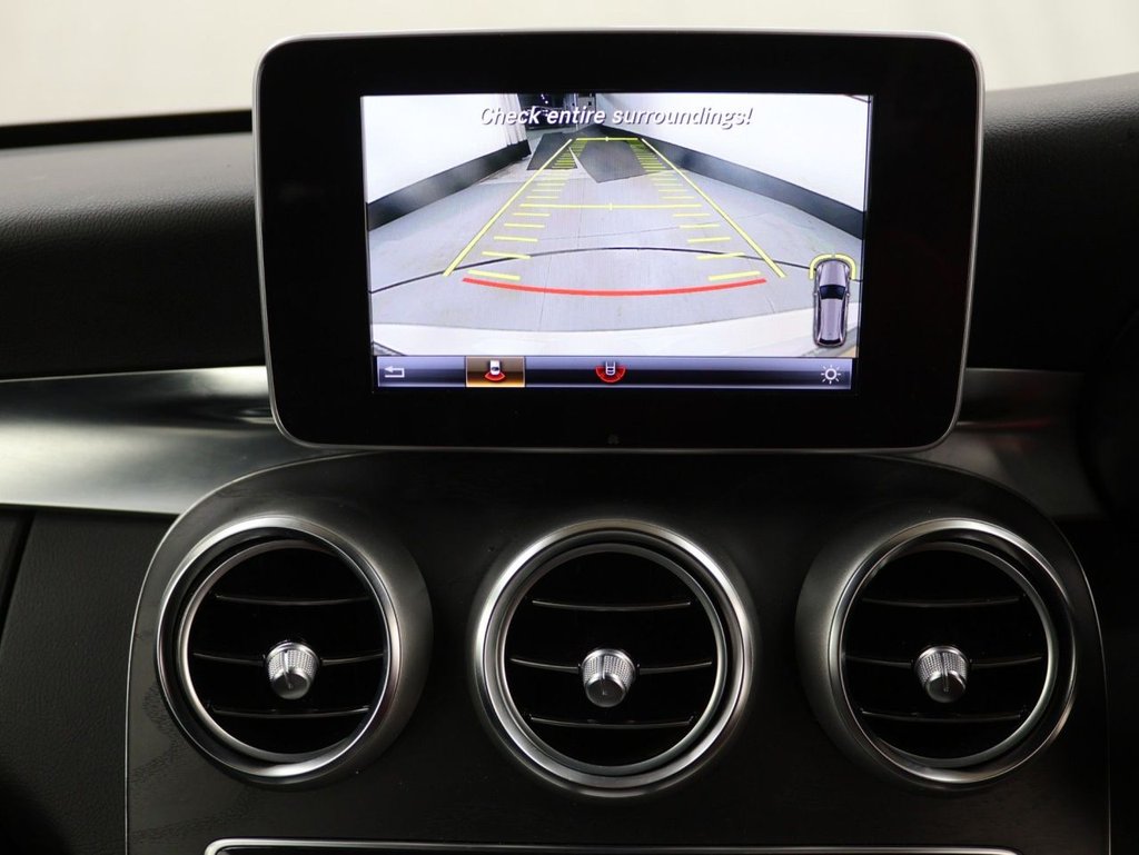 Used Mercedes-Benz C Class 2018 for sale - 77680574: Photo 15