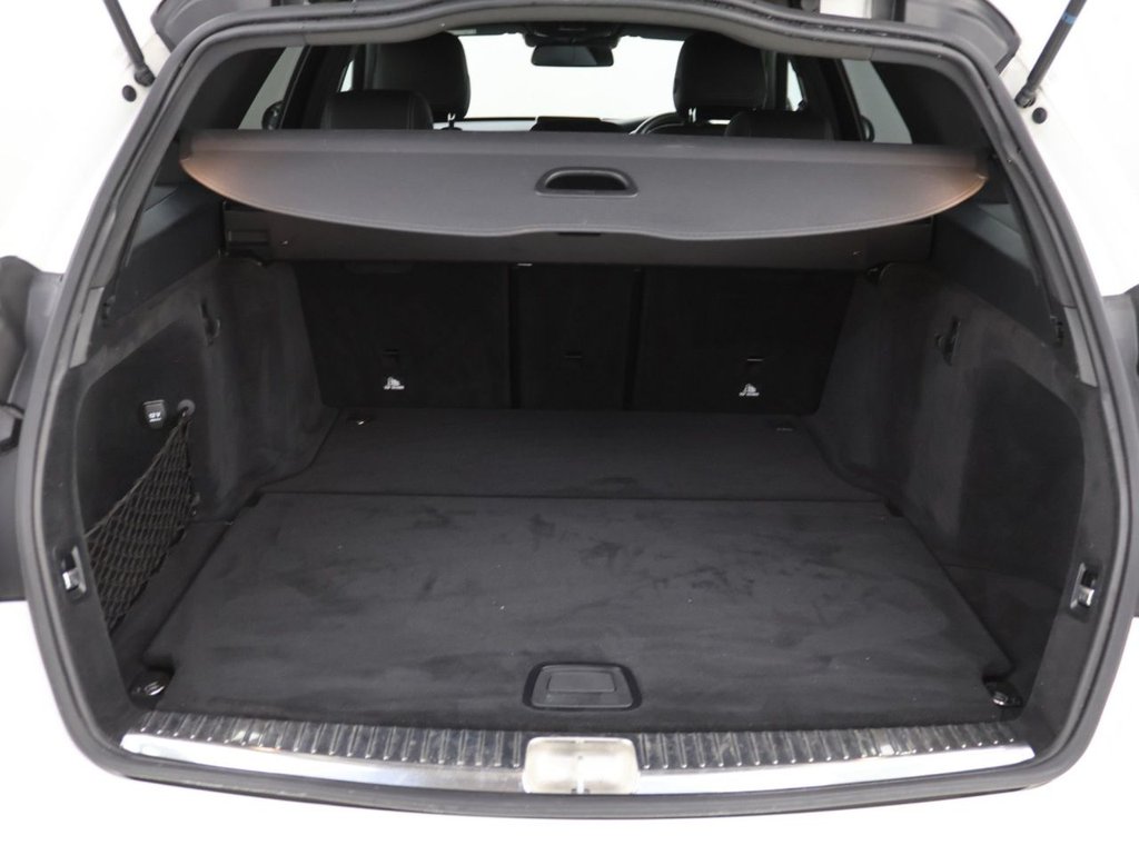 Used Mercedes-Benz C Class 2018 for sale - 77680574: Photo 25