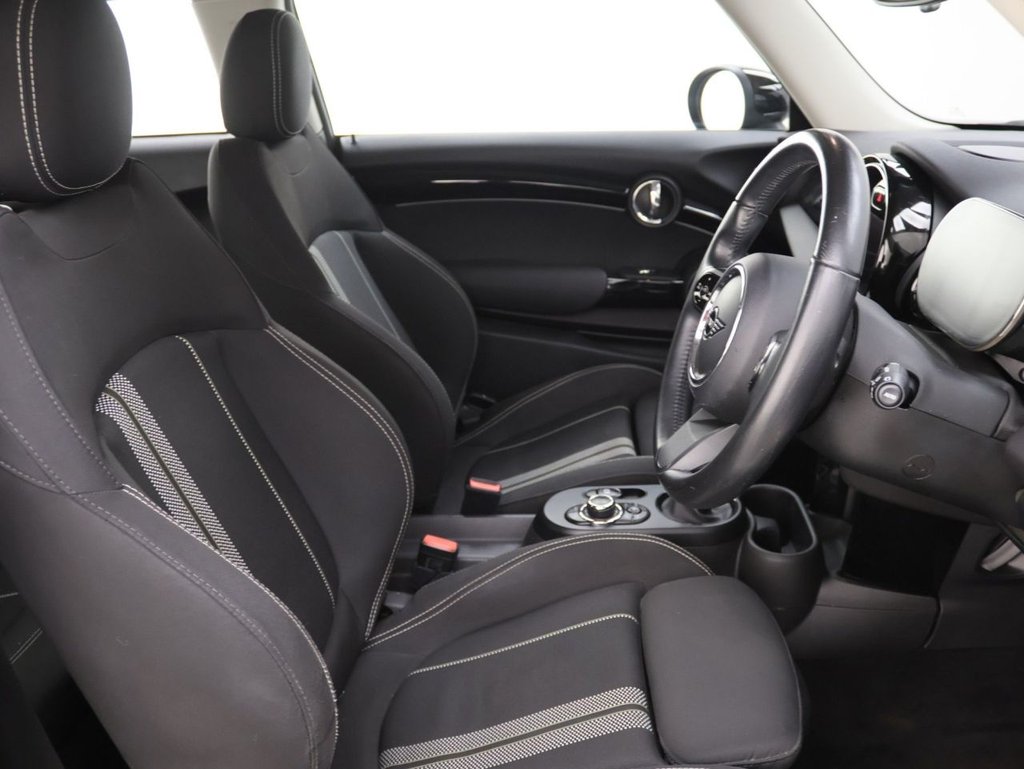 Used MINI Hatch 2021 for sale - 77779901: Photo 12