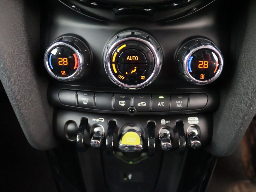 Used MINI Hatch 2021 for sale - 77779901: Photo 15