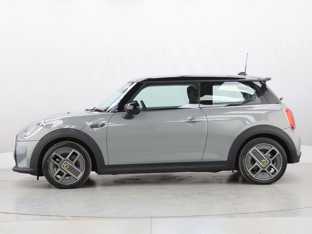 Used MINI Hatch 2021 for sale - 77779901: Photo 6