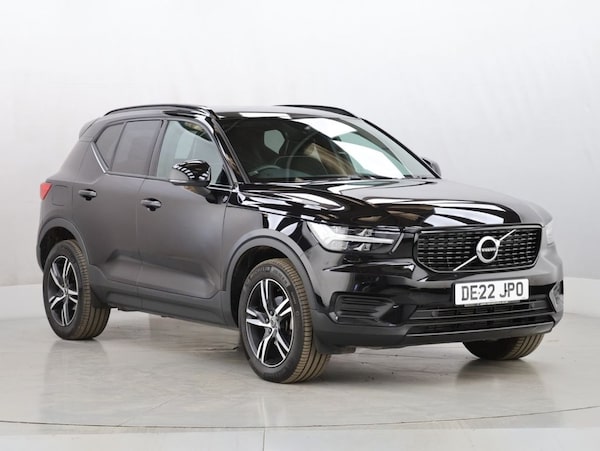 Used Volvo XC40 2022 for sale - 76300875: Photo 2