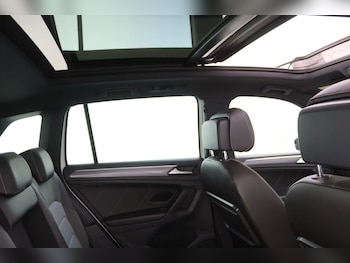 Used Volkswagen Tiguan 2019 for sale - 79527780: Photo