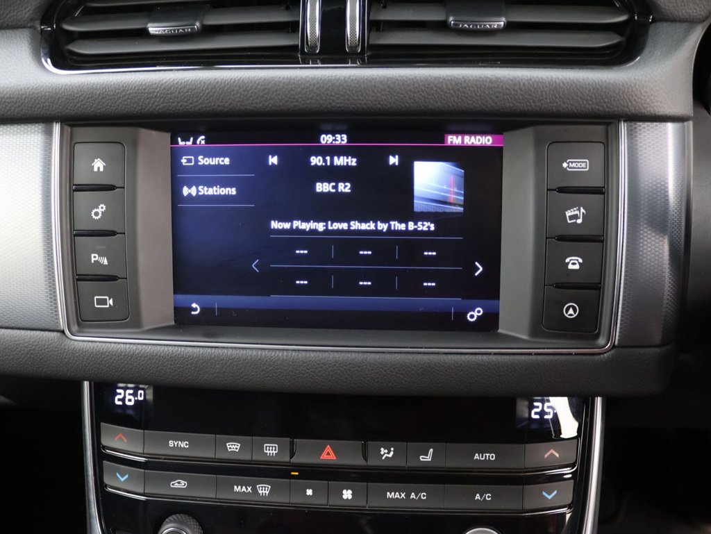 Used Jaguar XF 2017 for sale - 76520627: Photo 13