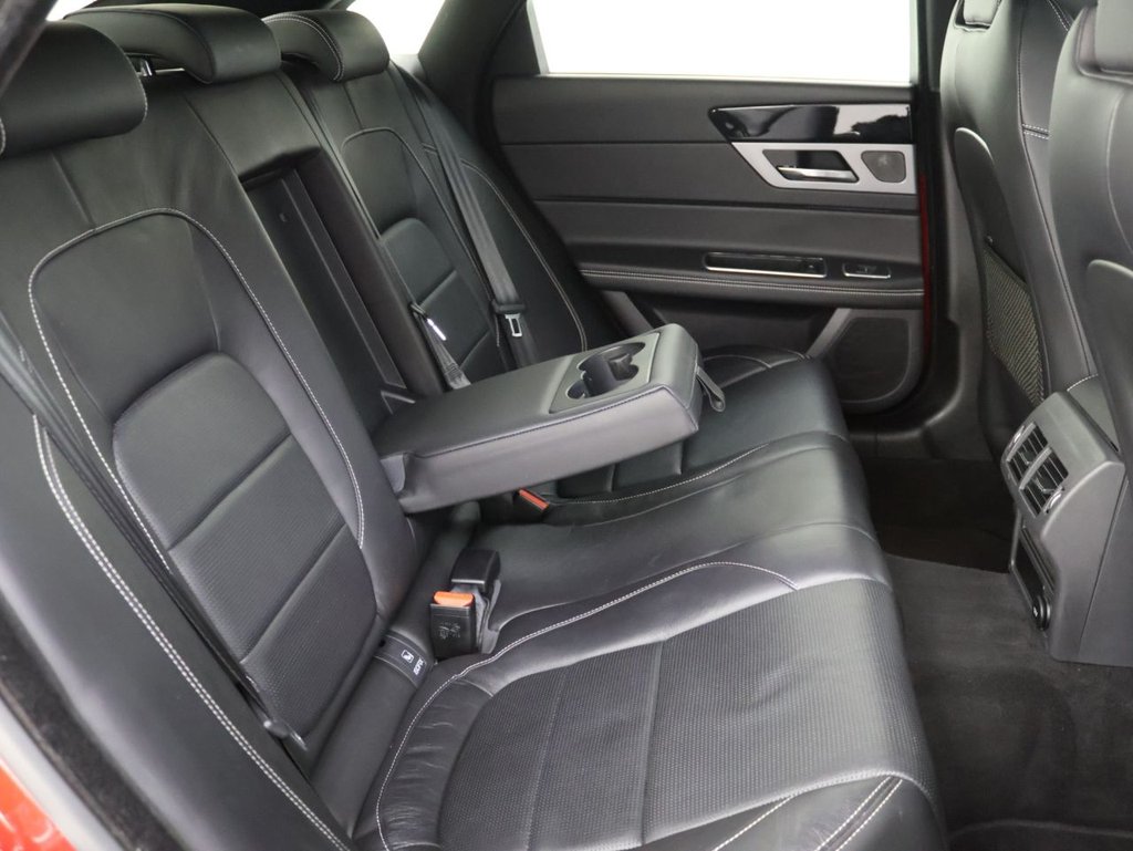Used Jaguar XF 2017 for sale - 76520627: Photo 17