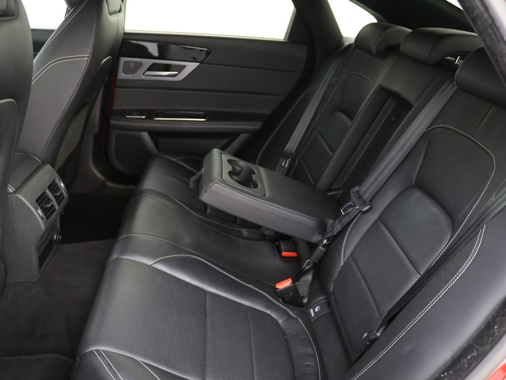 Used Jaguar XF 2017 for sale - 76520627: Photo 21