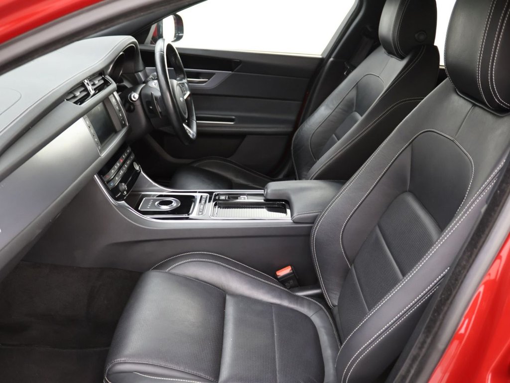 Used Jaguar XF 2017 for sale - 76520627: Photo 22