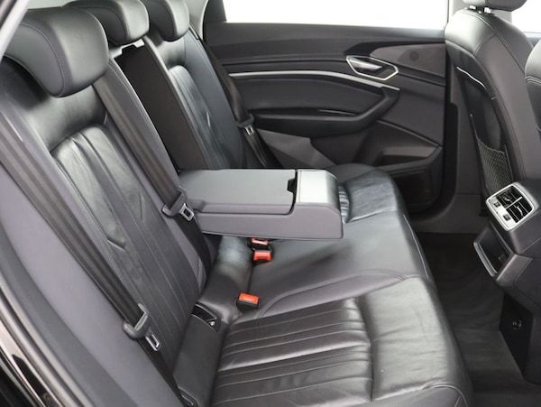 Used Audi e-tron 2022 for sale - 76300878: Photo 17