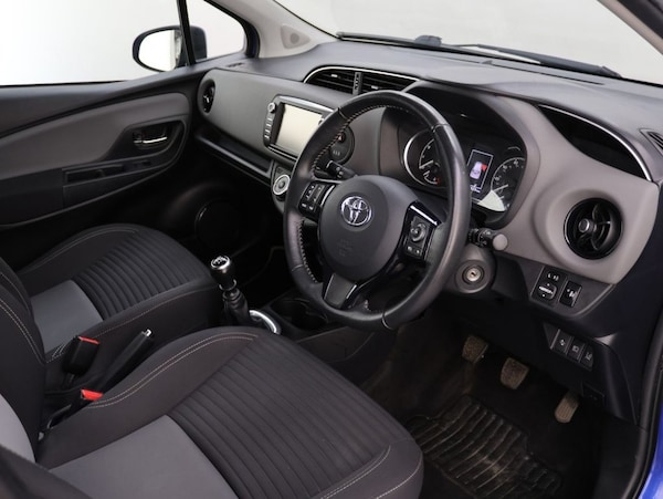 Used Toyota Yaris 2018 for sale - 76300879: Photo 10