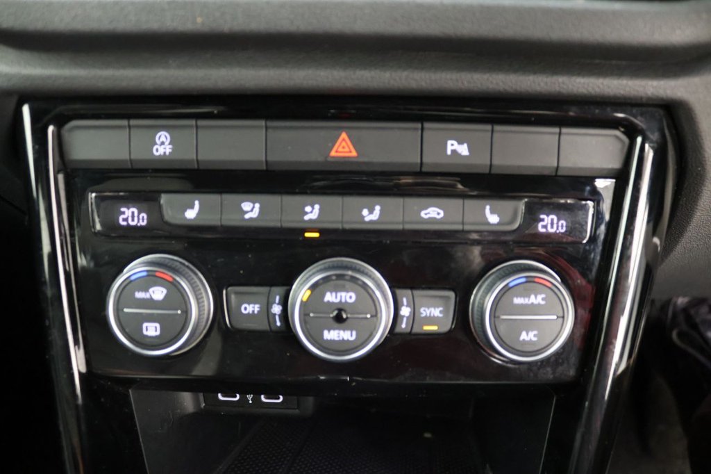 Used Volkswagen T-Roc 2021 for sale - 76665781: Photo 15