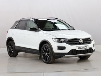Used Volkswagen T-Roc 2021 for sale - 76665781: Photo