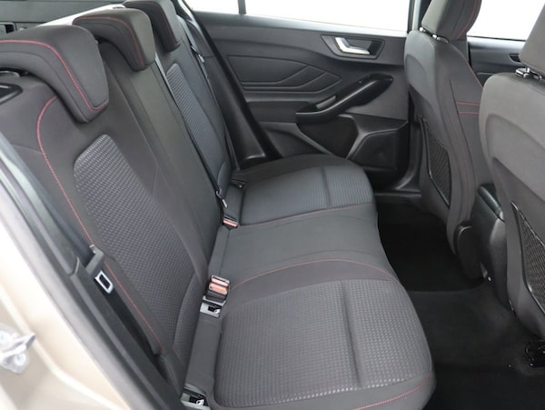Used Ford Focus 2020 for sale - 76300883: Photo 19