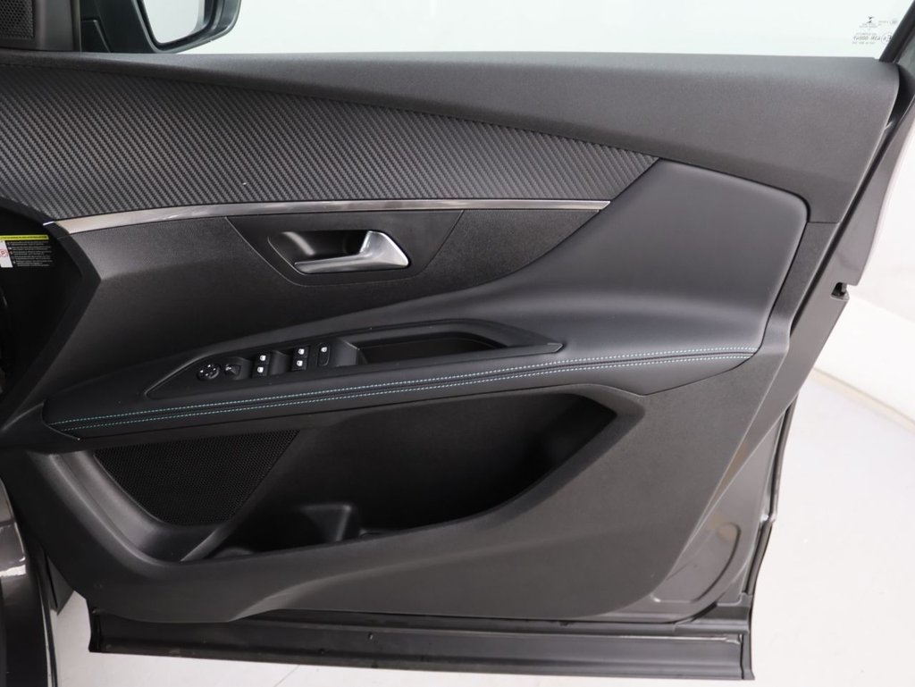 Used Peugeot 5008 2021 for sale - 76542192: Photo 30