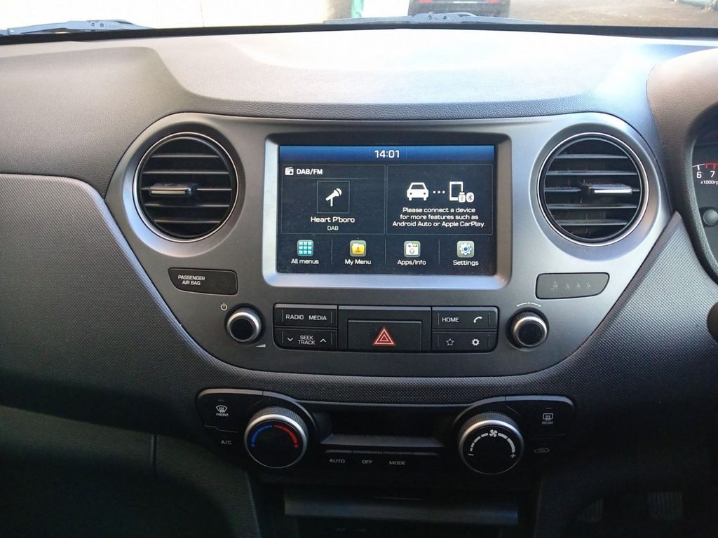 Used Hyundai i10 2018 for sale - 76923401: Photo 5