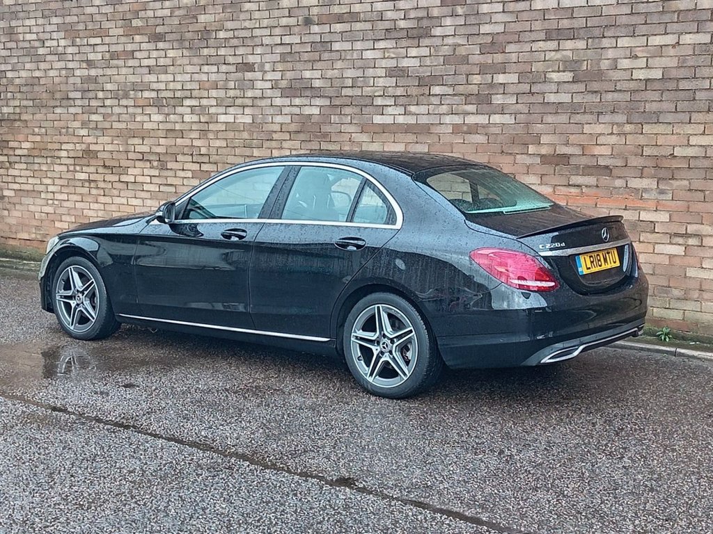 Used Mercedes-Benz C Class 2018 for sale - 77534035: Photo 5