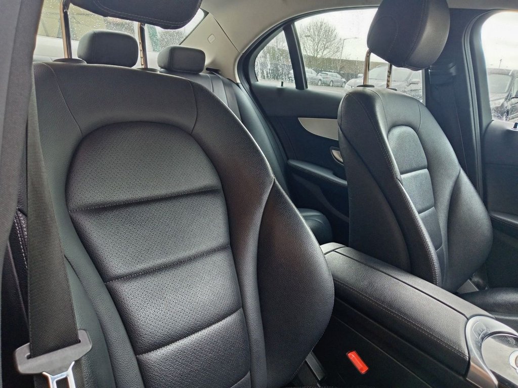 Used Mercedes-Benz C Class 2018 for sale - 77534035: Photo 8